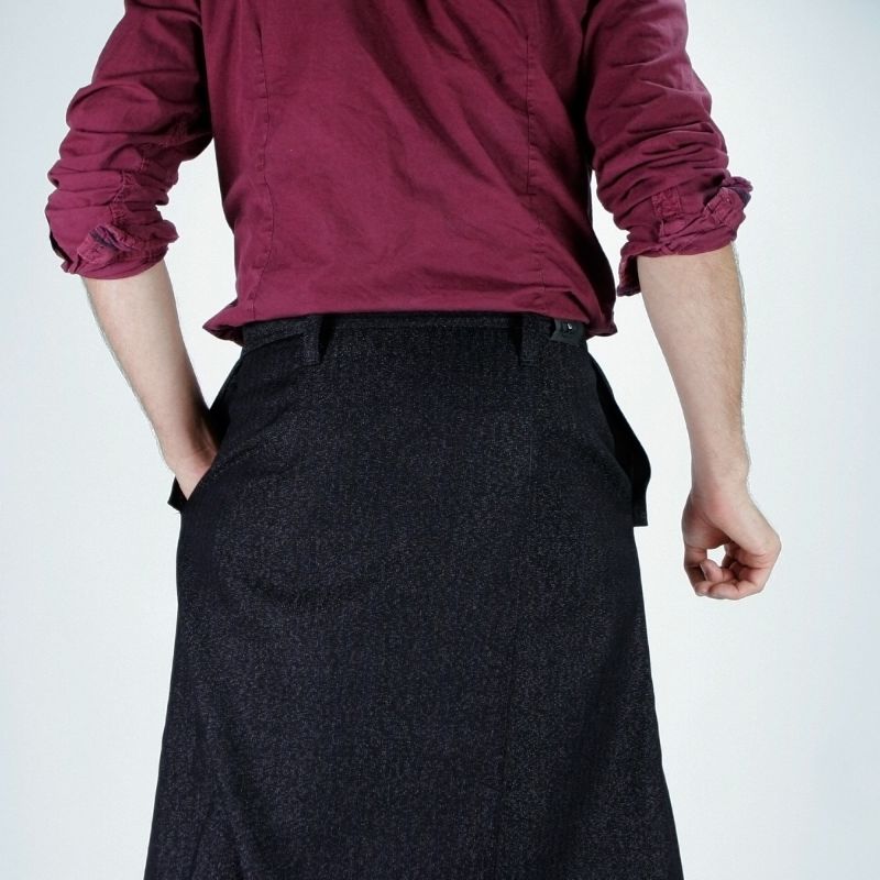 Umebosi jupe masculine longue