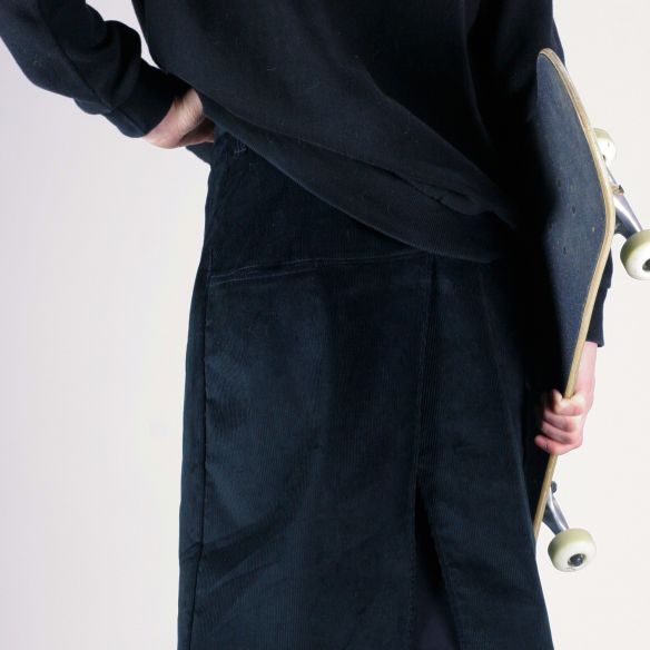 Skate style male skirt black velvet