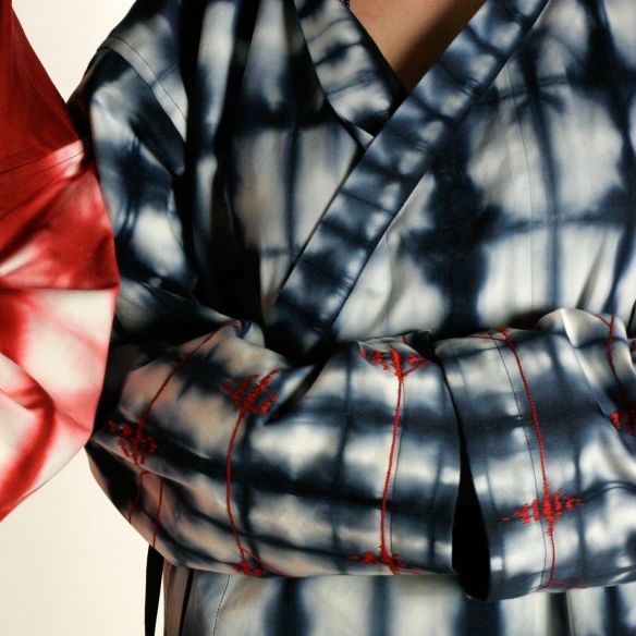 kimono à capuche urbain shibori brodé