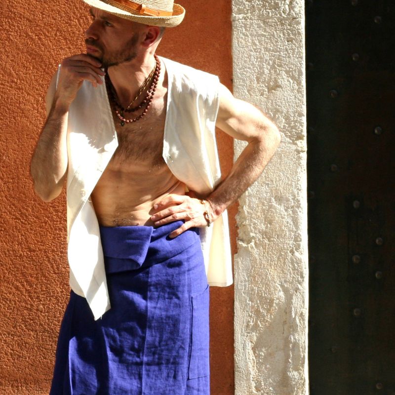 pagne mi-long pour homme toucher sec pour l'été