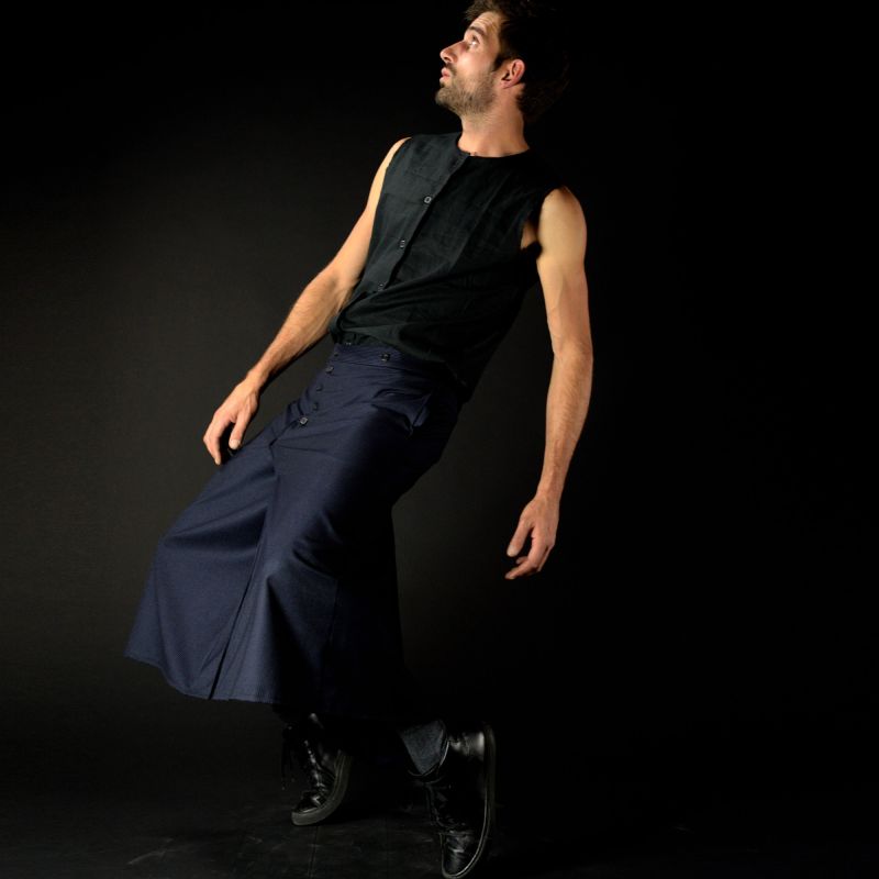 PRUNUS SPINOSA half length maleskirt flared cut