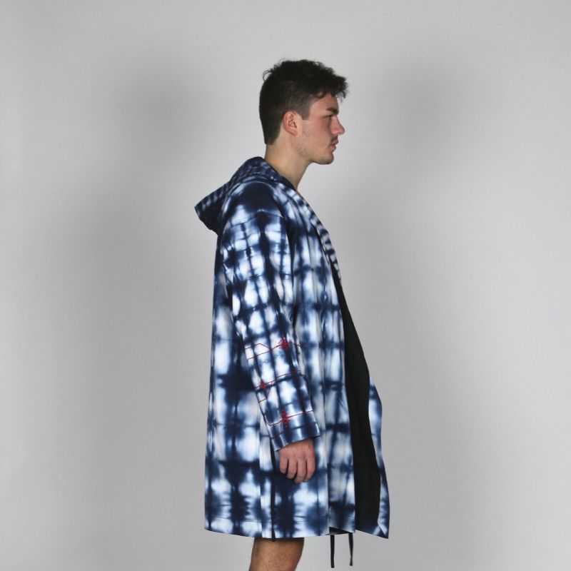 kimono à capuche urbain shibori brodé