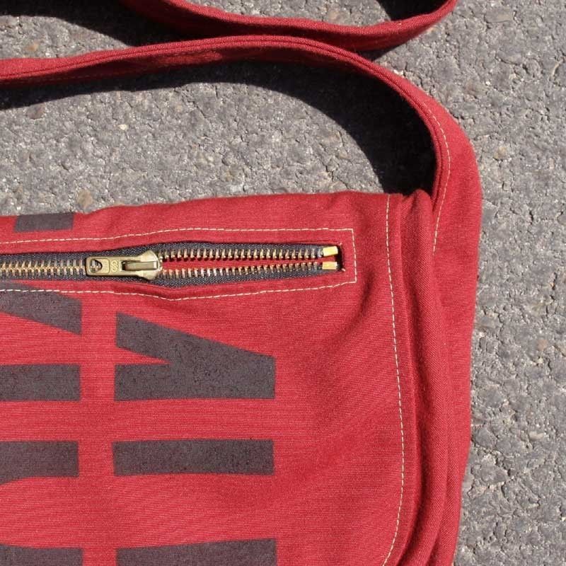 Mini Besace Un-Bin Bordeau