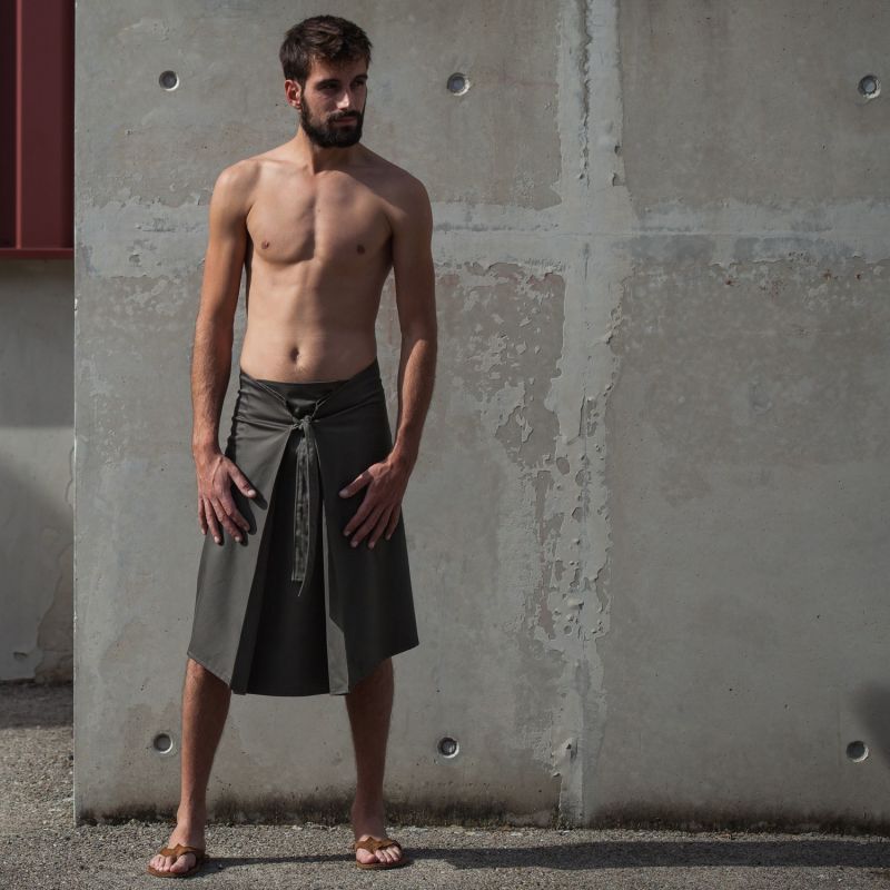 jupe pour homme à plis SUSHI