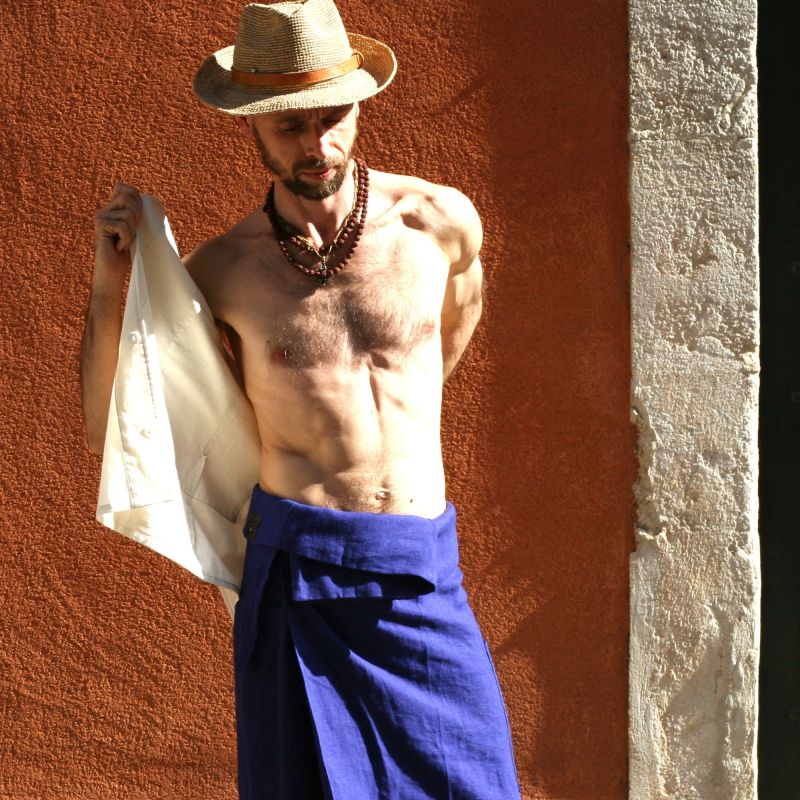 pagne mi-long pour homme toucher sec pour l'été