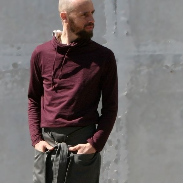 hakama to tie urban and modern Yamabushi