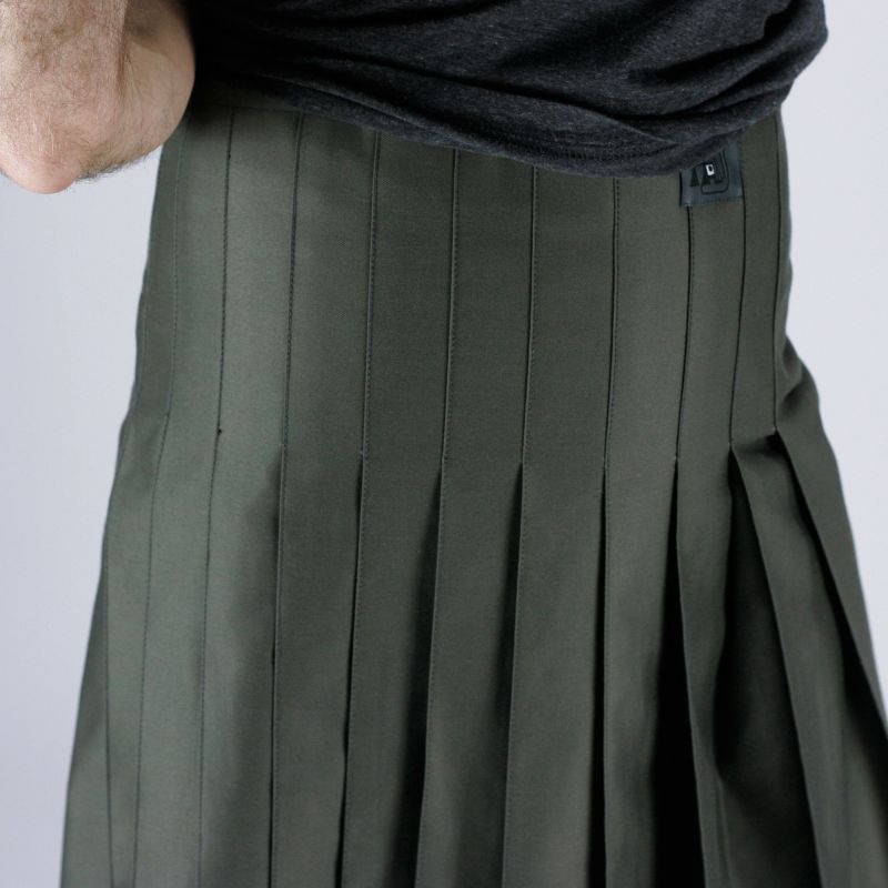 pleated black kilt for men
