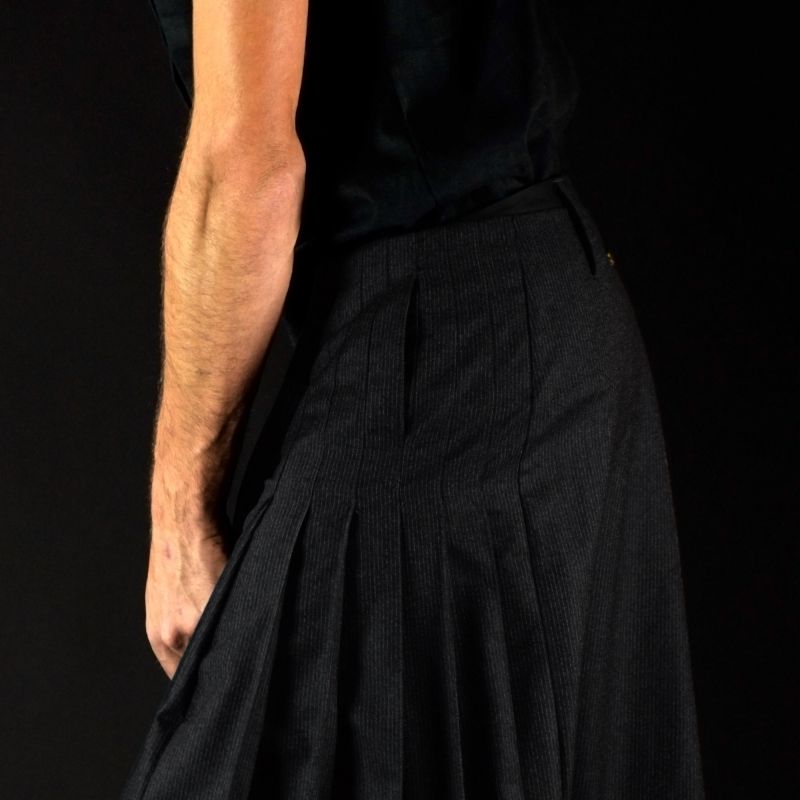 1 ARTEMISIA ALBA neo-kilt long, Noir, T44