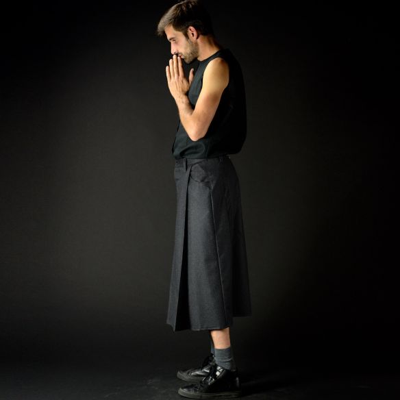 1 SALVIA ALBA half-length maleskirt, Black, Size 42