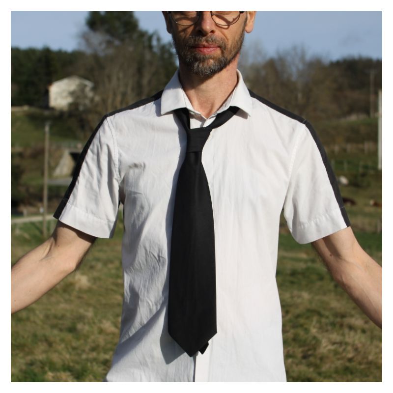 minimalist shaped jacket