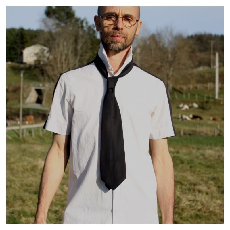 minimalist shaped jacket