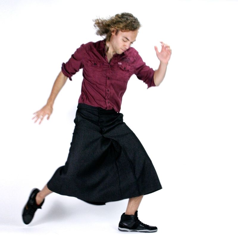 Umebosi jupe masculine longue 2